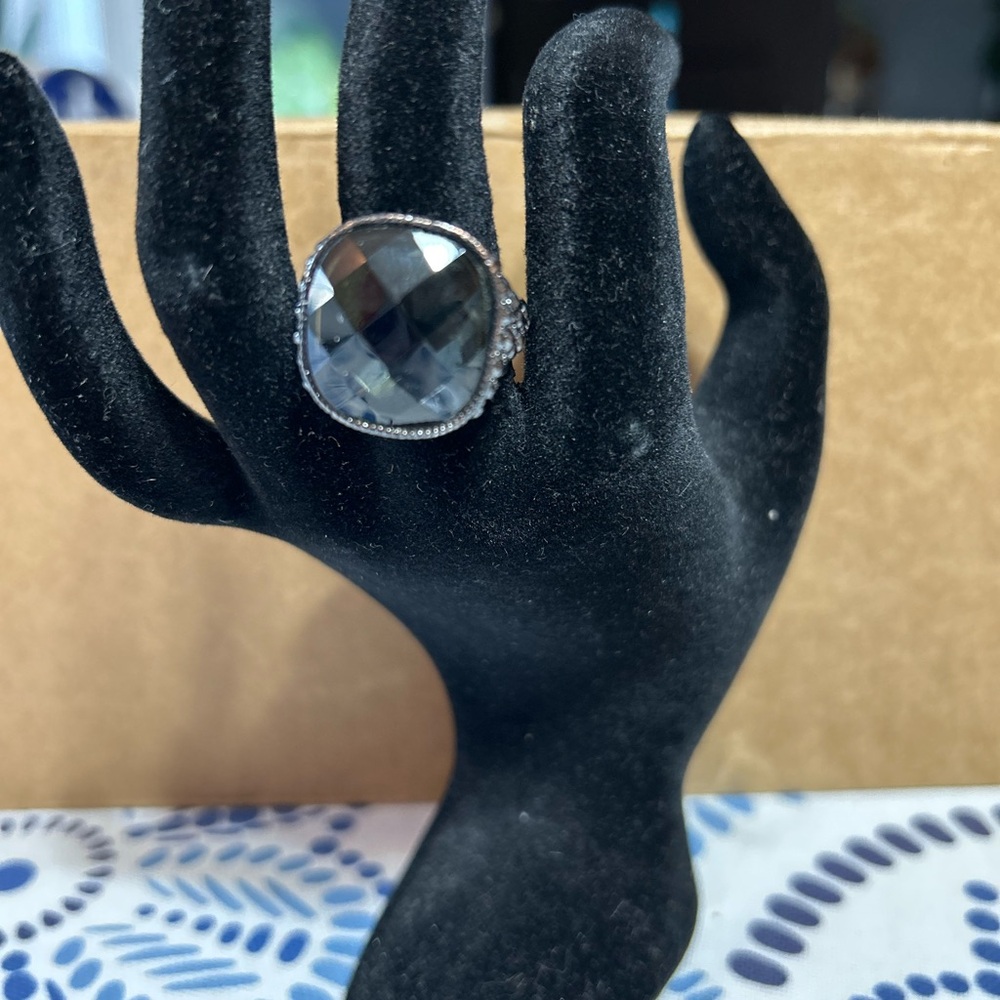 Elegant Smoky Gray Crystal Cocktail Ring - Women Jewelry Size 8